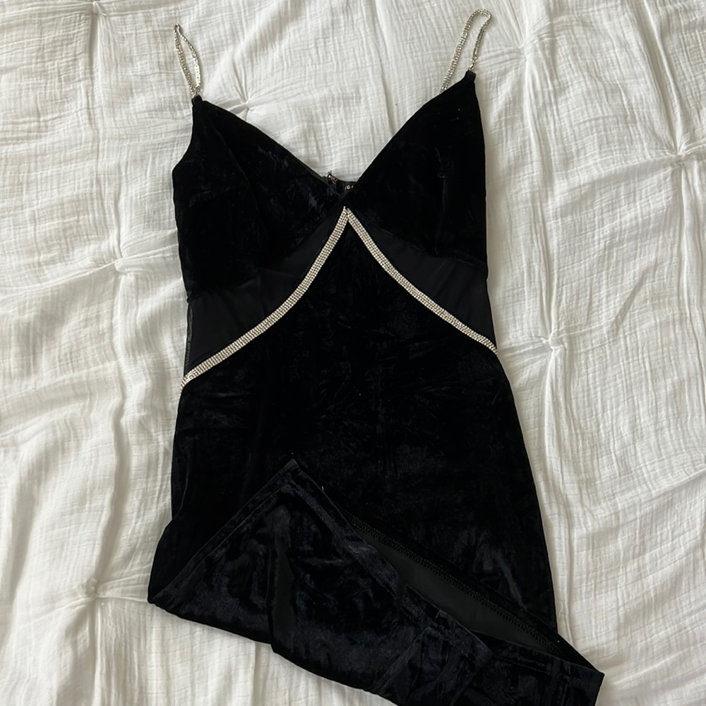Crystal detailed velvet dress